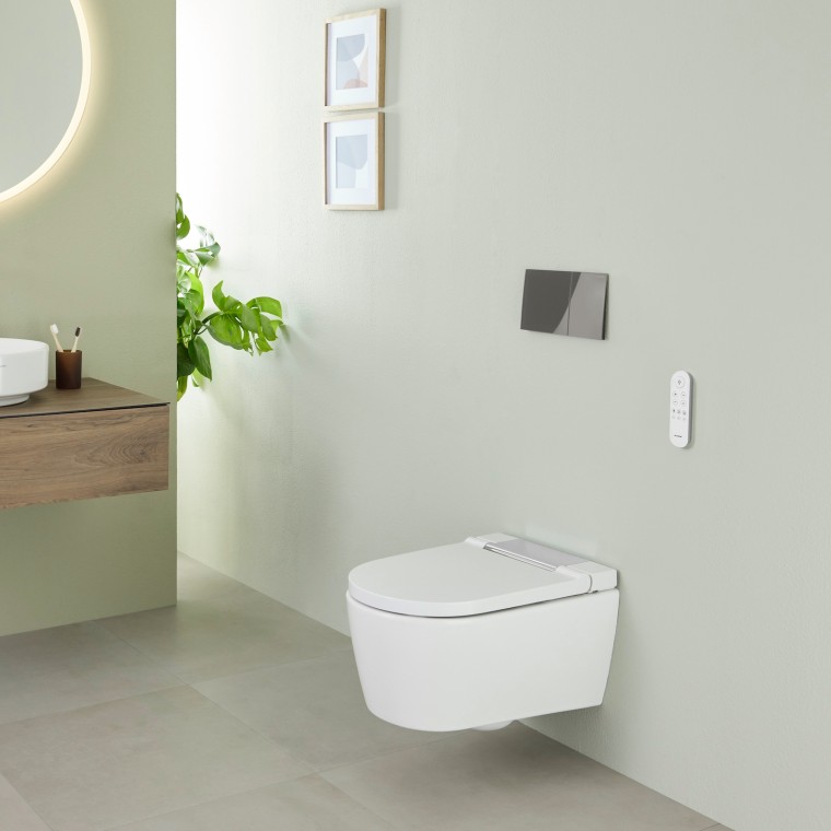 Geberit AquaClean Sela duschtoalett och VariForm badrumsmöbler Geberit AquaClean Sela duschtoalett och VariForm badrumsmöbler