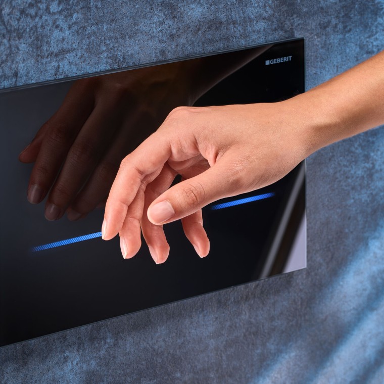 Geberit Sigma80 med beröringsfri aktivering
