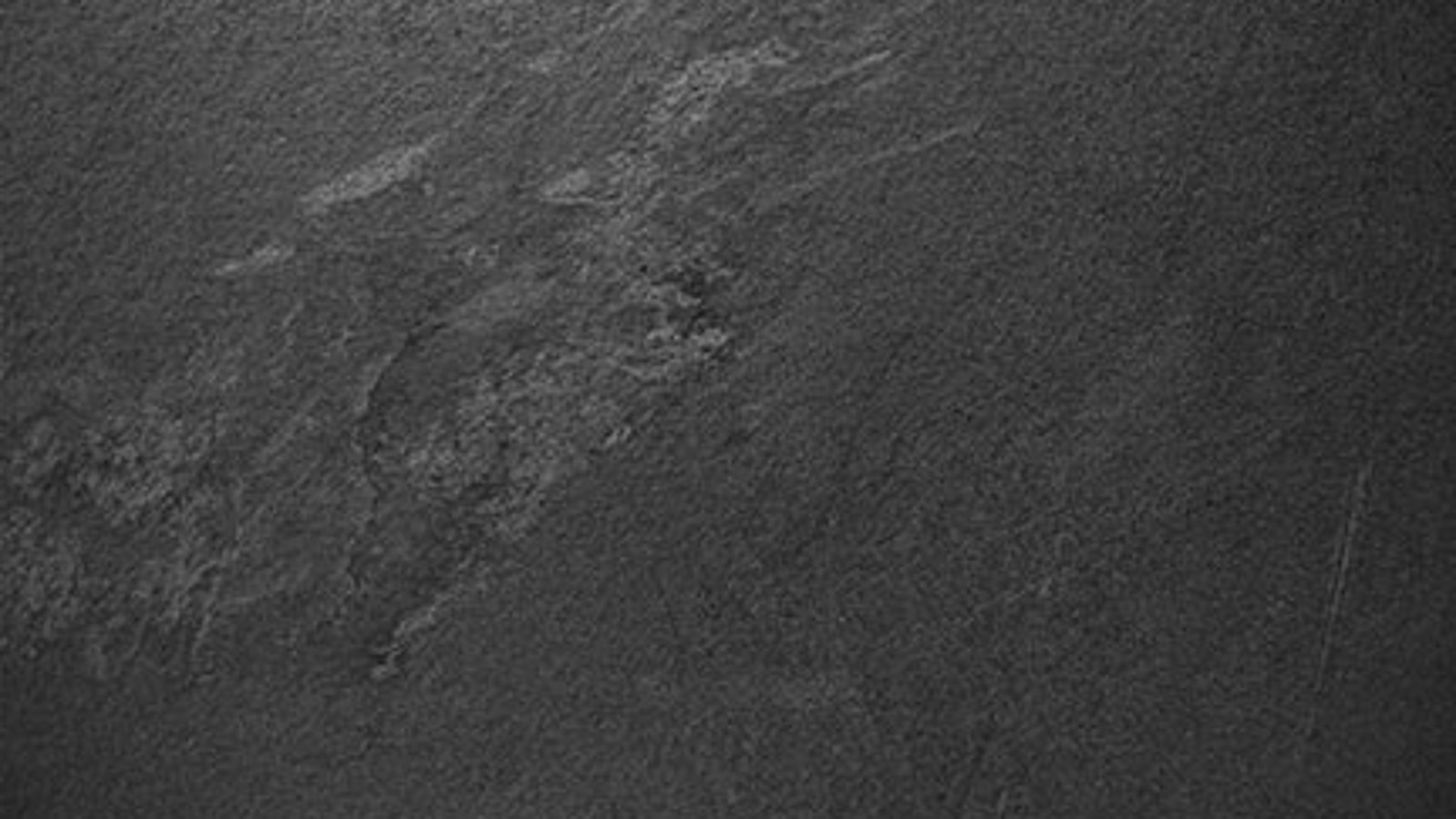 Monolith frontbeklädnad i skiffer Monolith frontbeklädnad i skiffer