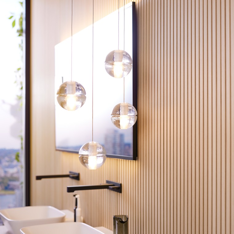 Spegel med belysning (© Geberit) Spegel med belysning (© Geberit)