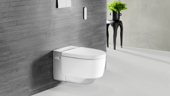 Geberit AquaClean Mera Comfort i krom med Sigma70 spolplatta