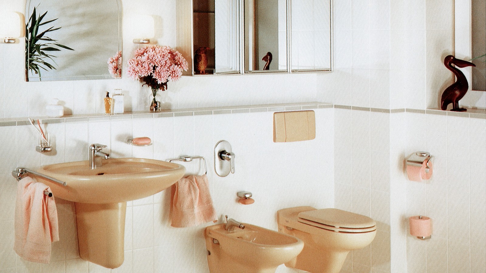 Färgglatt porslin var vanligt för denna generationen