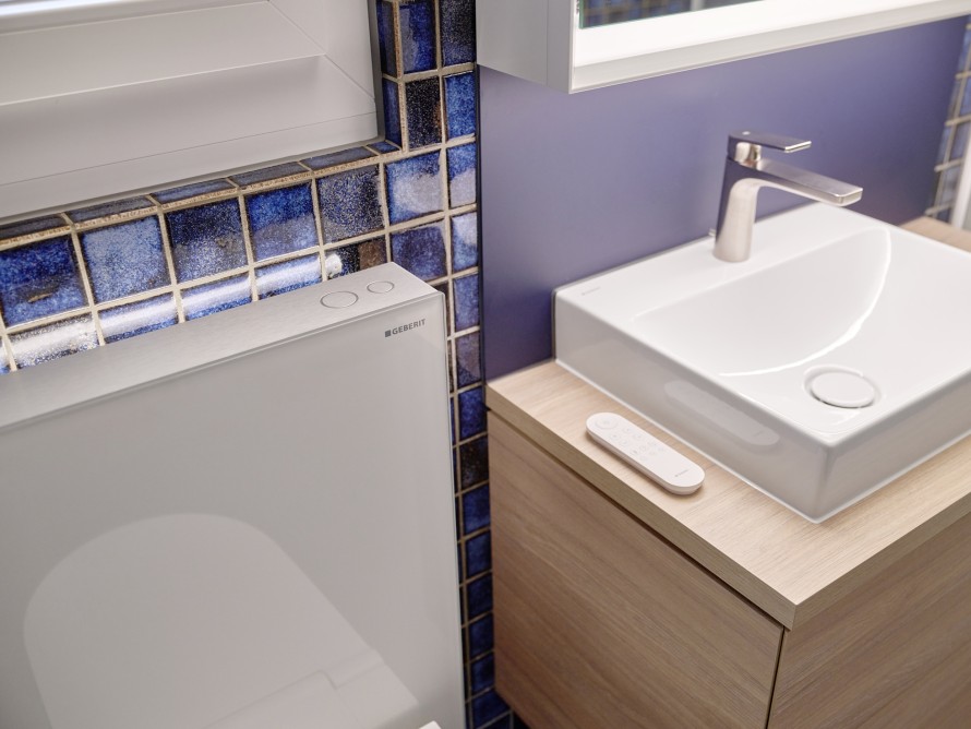 Monolith Plus erbjuder extra funktioner som LED-belysning och luktutsugning (© Ben Huggler)