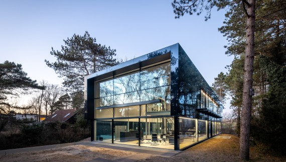 Villa Meijendel av den nederländske arkitekten Jan Pesman (© Lucas van der Wee) Villa Meijendel av den nederländske arkitekten Jan Pesman (© Lucas van der Wee)