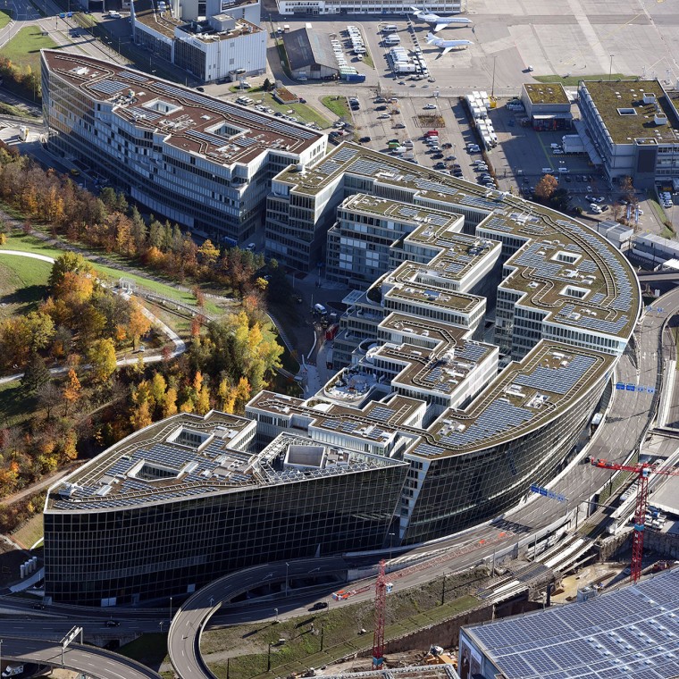 The Circle i Zürich från ett fågelperspektiv (© Flughafen Zürich AG) The Circle i Zürich från ett fågelperspektiv (© Flughafen Zürich AG)