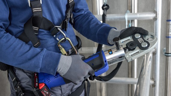 Pressning av Geberit Mapress rör och rördelar Pressning av Geberit Mapress rör och rördelar