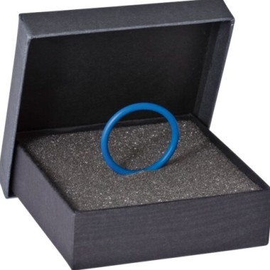 Blå profilerad o-ring i låda