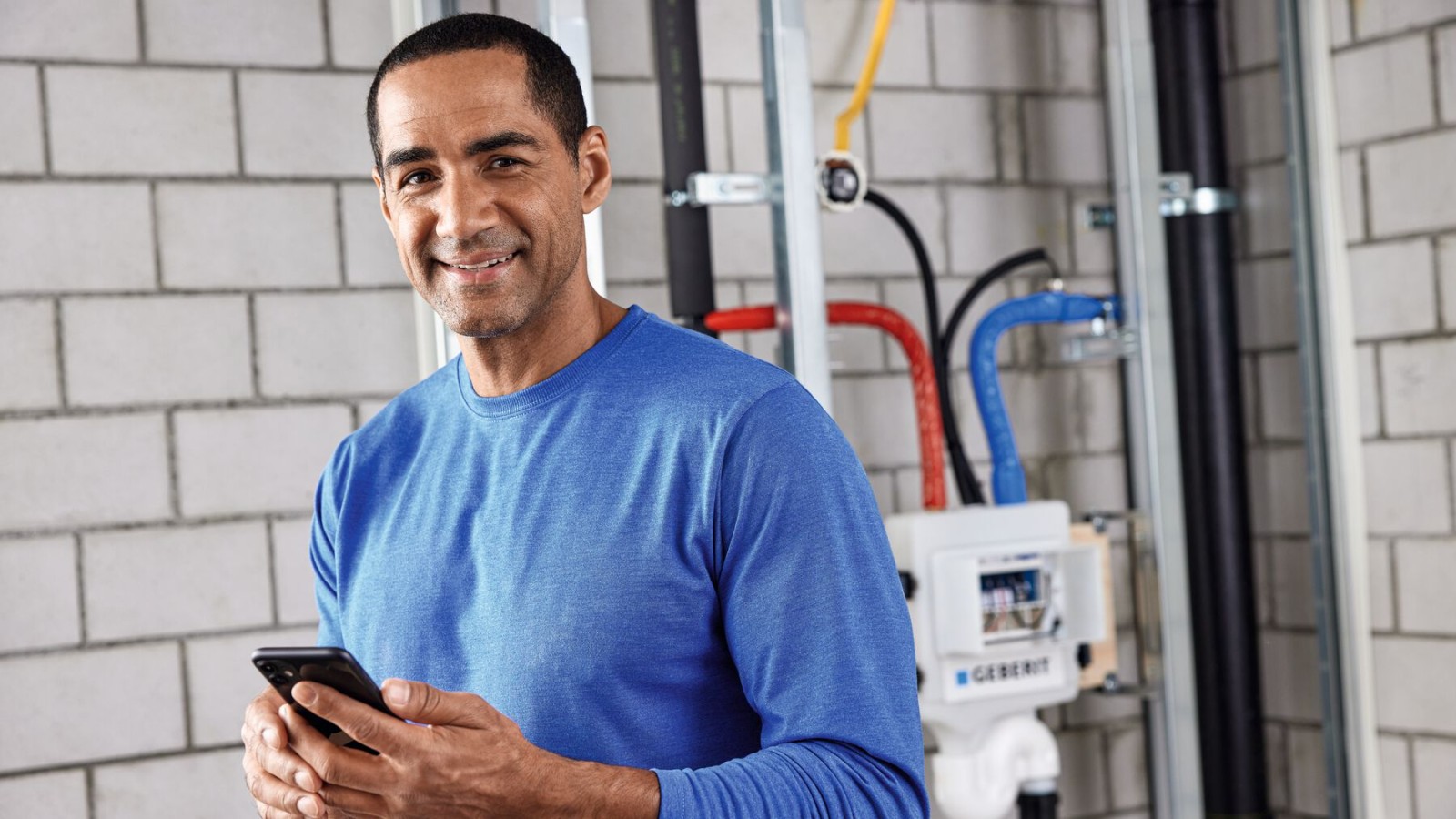 Styrning och konfigurering av hygienspolningsenhet via Geberit Control app