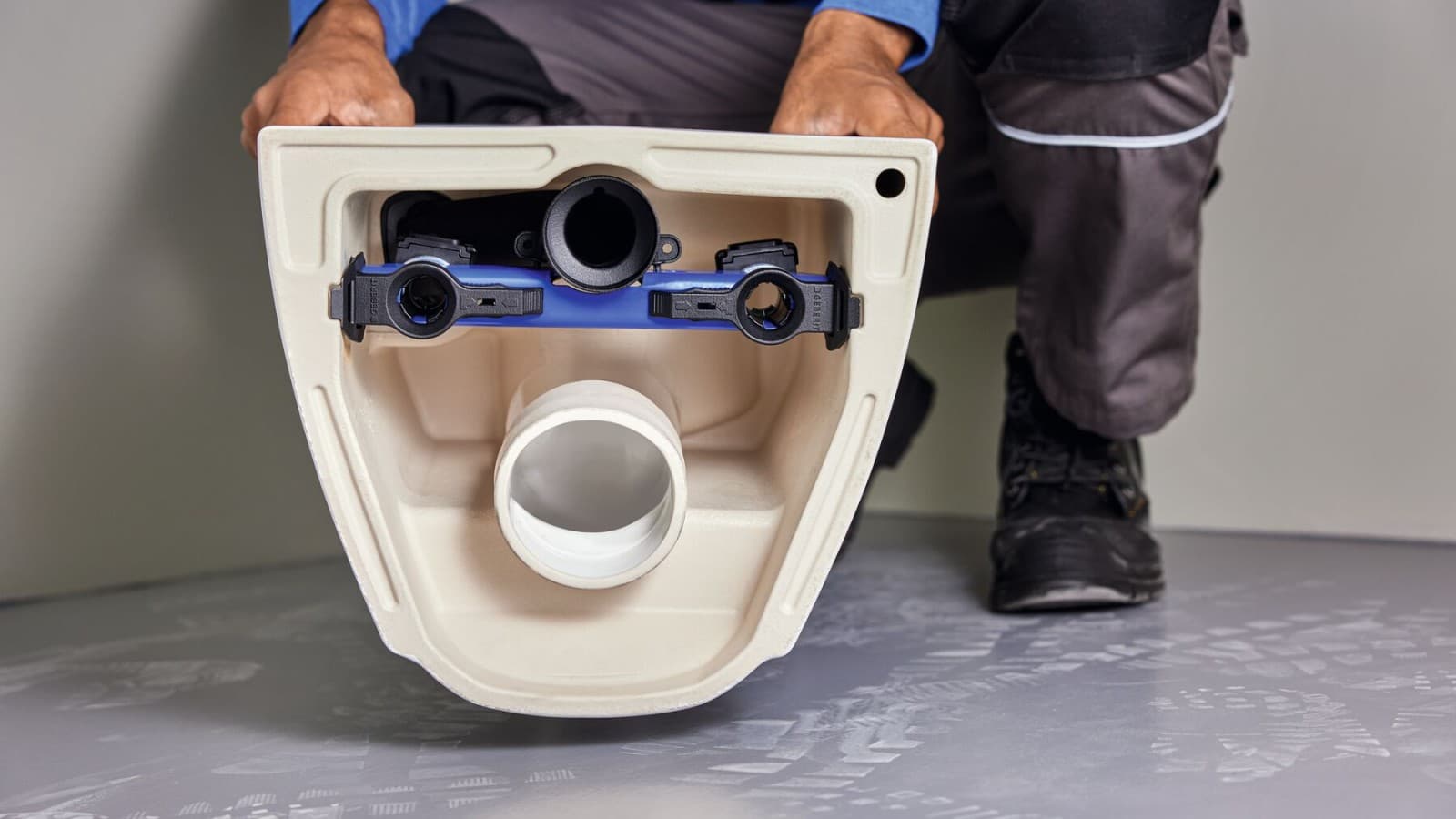 Färdigmonterad monteringsstång på vägghängd Acanto WC Färdigmonterad monteringsstång på vägghängd Acanto WC