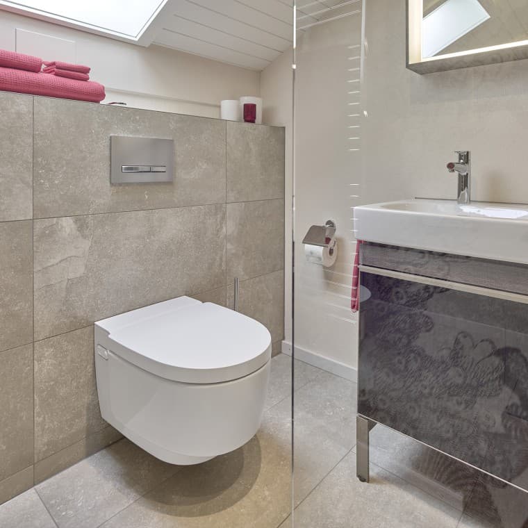 Geberit AquaClean Mera duschtoalett Geberit AquaClean Mera duschtoalett