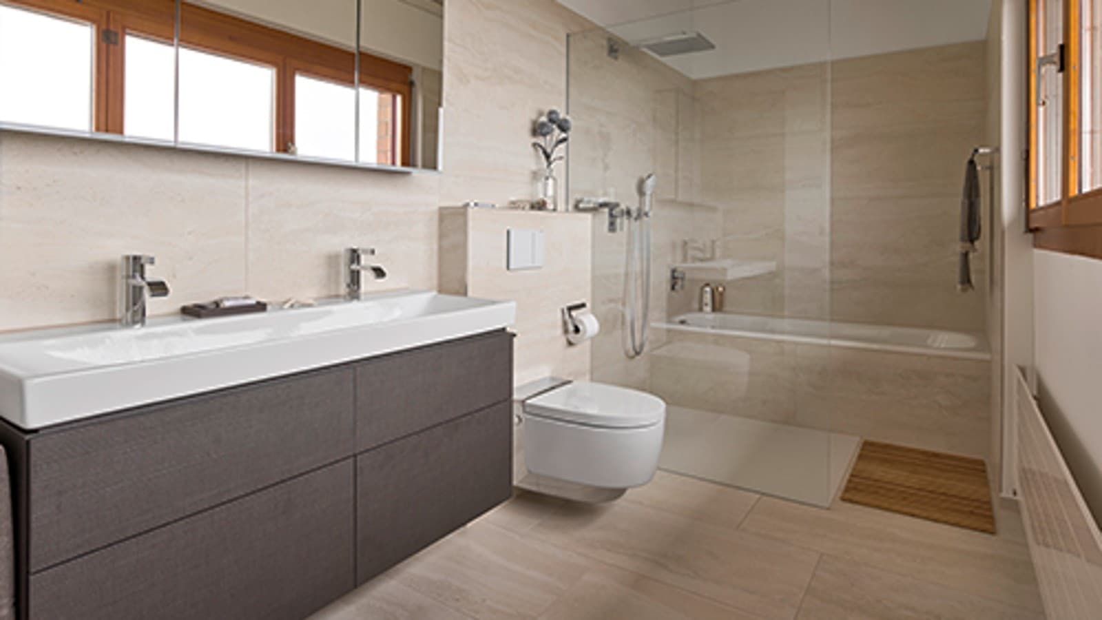 Badrum med Geberit AquaClean duschtoalett efter renovering Badrum med Geberit AquaClean duschtoalett efter renovering