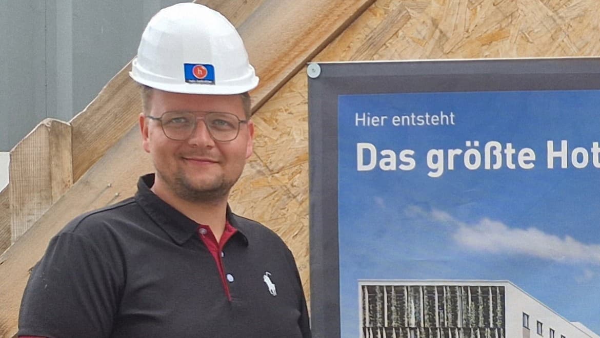 Florian Schmallegger, Projektledare vid Heiz-Hofstätter (© Geberit) Florian Schmallegger, Projektledare vid Heiz-Hofstätter (© Geberit)
