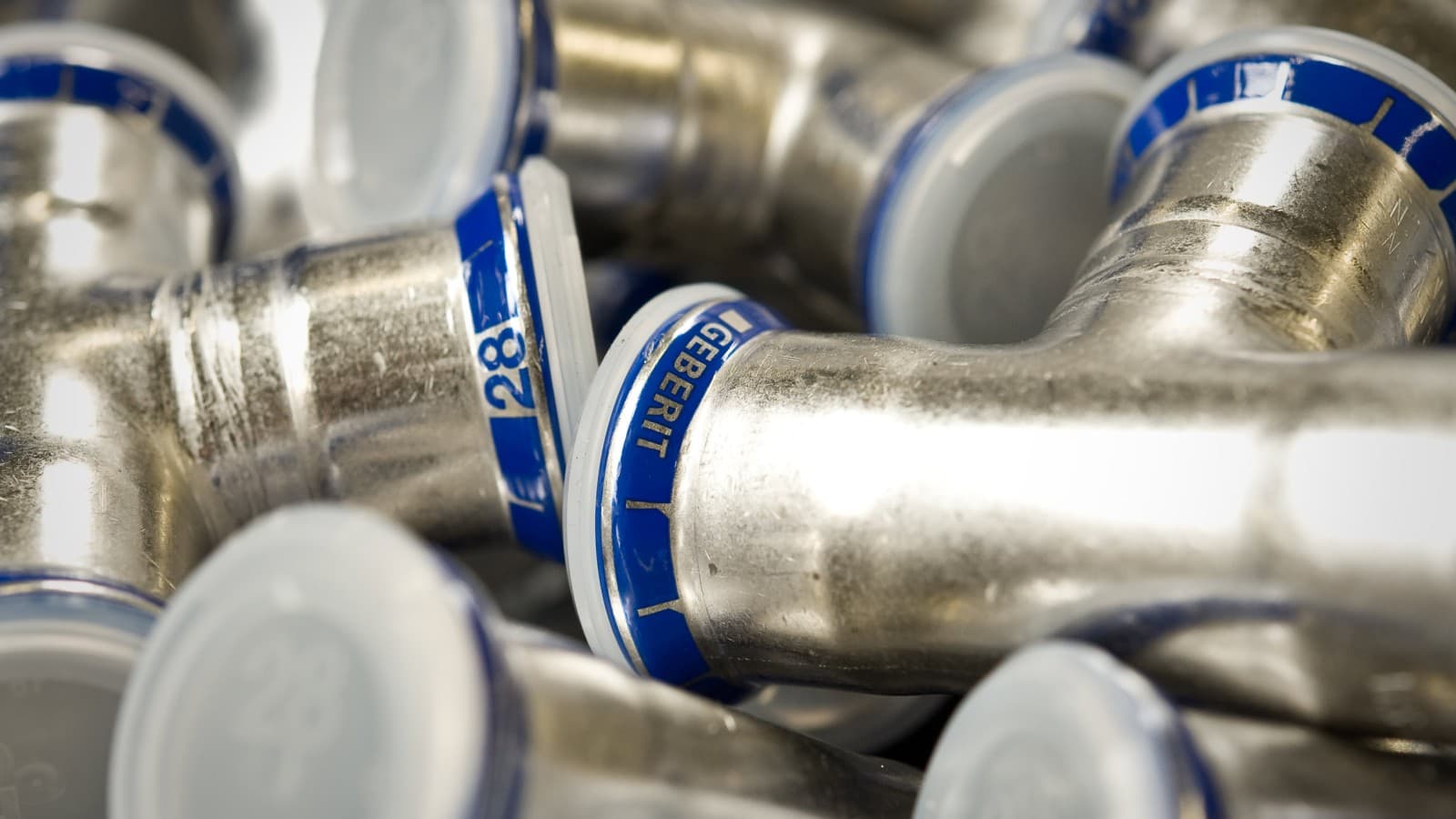 Geberit Mapress Rostfritt stål under tillverkning Geberit Mapress Rostfritt stål under tillverkning