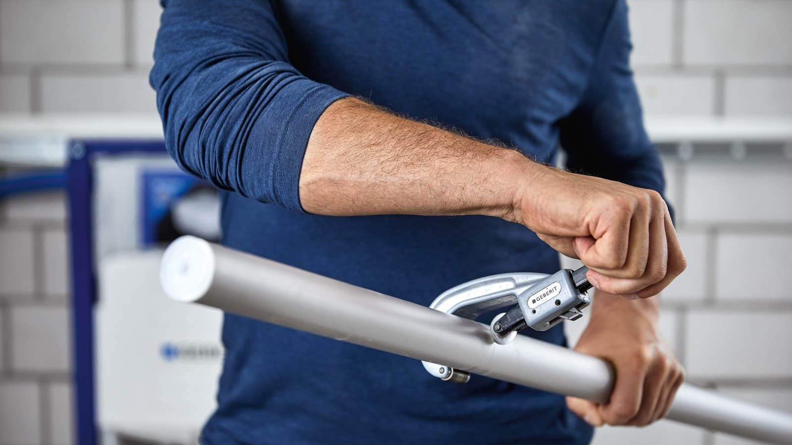 Kapning av Geberit FlowFit systemrör till rätt längd Kapning av Geberit FlowFit systemrör till rätt längd